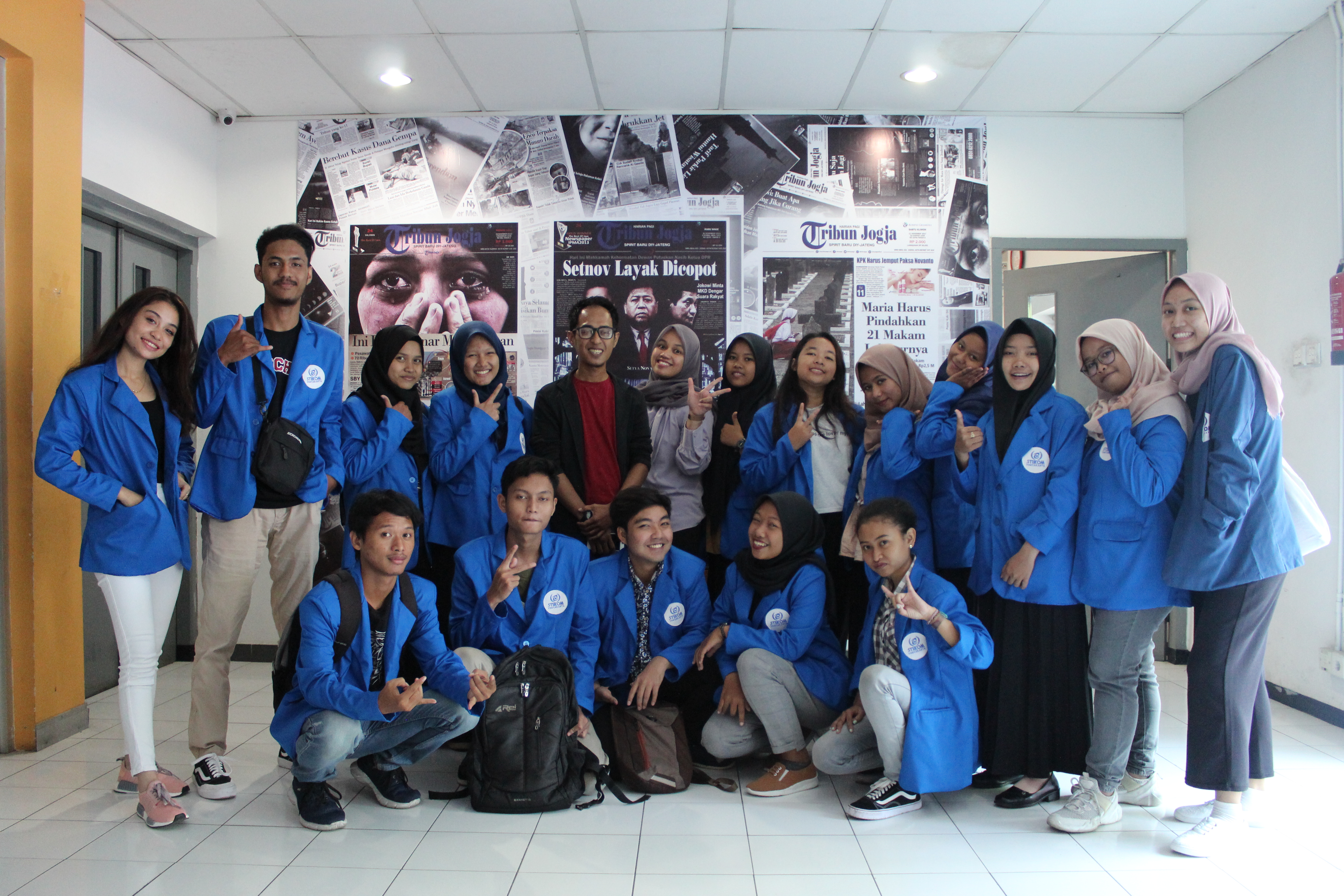 Media Visit di Tribun, Mahasiswa STIKOM Yogyakarta Pahami SEO